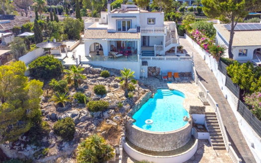 V-4069 INVESTITION! Villa mit traumhaftem Blick auf die Bucht von Santa Ponsa zu