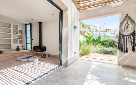 V-4558 Einzigartiges Designer Passivhaus mit Pool und Meerblick in Gènova, nah zu Palma 16