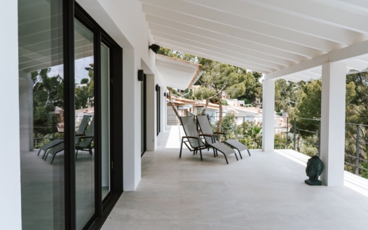 V-4715 Villa in Costa den Blanes mit elegantem, klaren Design und fantastischem