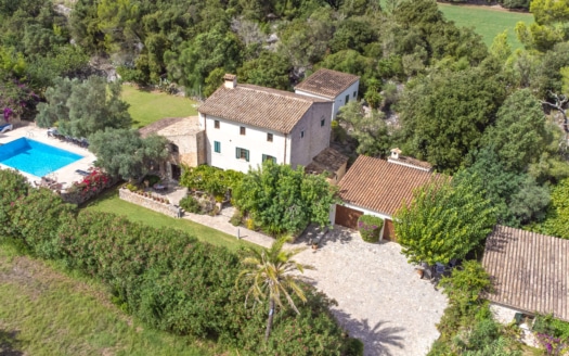 F-2301 Finca mit drei Gästehäusern mit großer Pool-Landschaft und Ferienvermietungslizenz in Cala San Vicente