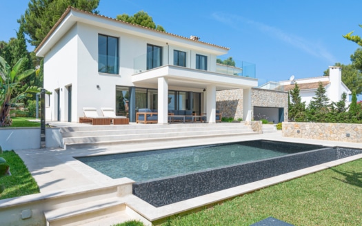 V-4675 EXKLUSIV! Moderne Luxus Villa mit Teil-Meerblick und mediterranem Flair in Nova Santa Ponsa