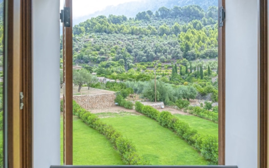 D-4753 ERSTBEZUG! Charmantes Reihenhaus in Fornalutx mit herrlichem Blick auf das Tramuntana Gebirge 19