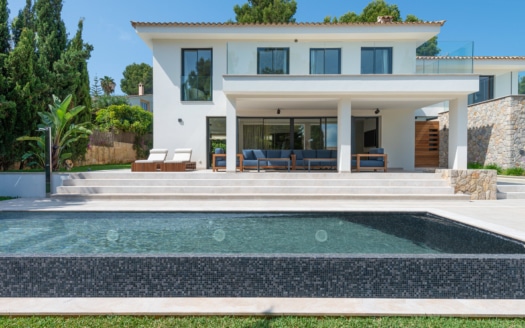 V-4675 EXKLUSIV! Moderne Luxus Villa mit Teil-Meerblick und mediterranem Flair in Nova Santa Ponsa