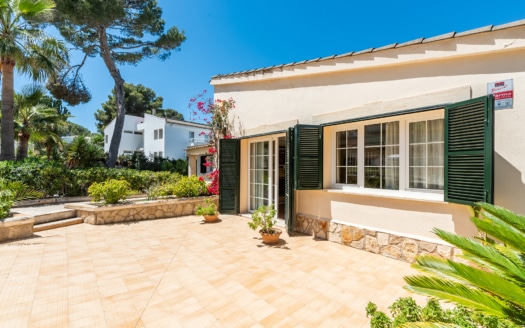 5081 Mediterrane Villa in Santa Ponsa mit herrlichem Bergblick & viel Potenzial 3