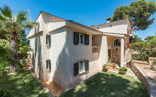 5081 Mediterrane Villa in Santa Ponsa mit herrlichem Bergblick & viel Potenzial 21