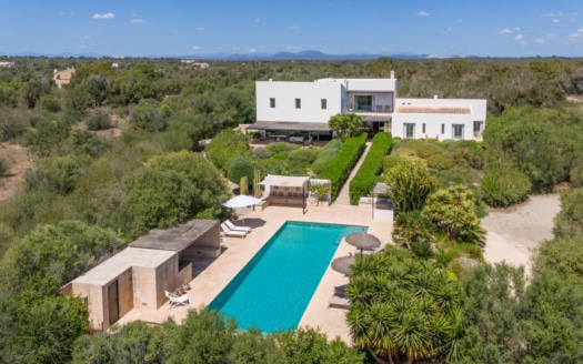 5012 Designer Finca in Ses Salines mit großem Pool, Privatsphäre, Fernblick & Ferienvermietungslizenz! 5