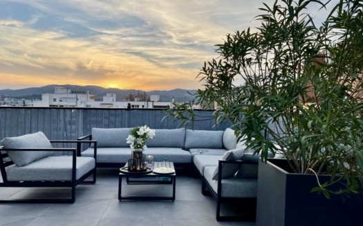 P-4445 Großräumiges Penthouse mit weitläufiger Terrasse und herrlichem Meerblick, nah zur Altstadt von Palma